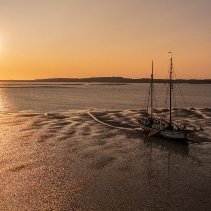 Zonsondergang aan de kust